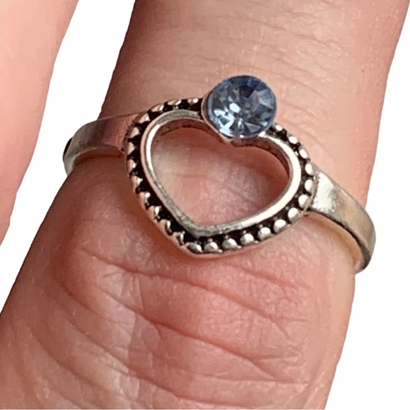 Light Blue Rhinestone & Silver Plated Heart Knuckle Ring Woman’s Girls Jewelry - Picture 5 of 9